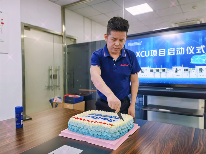 睿斯合點膠設備